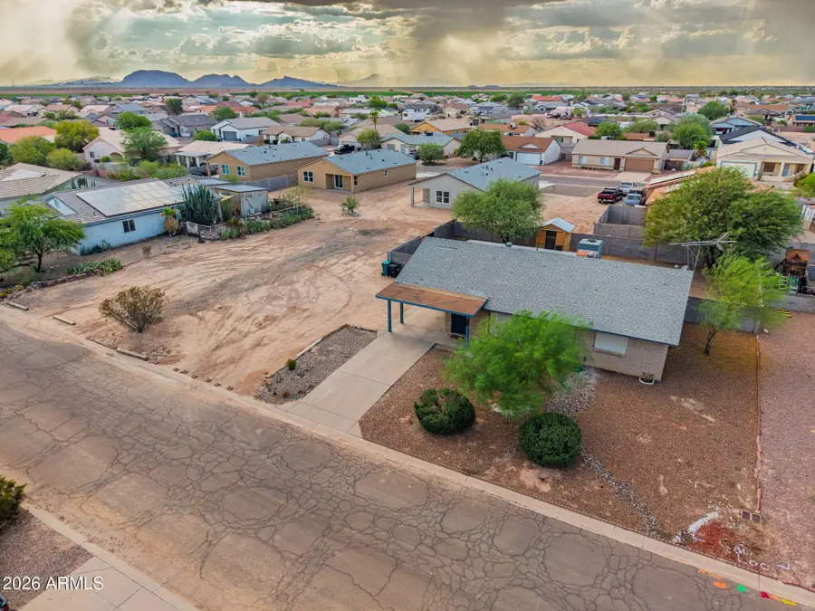10577 W Fernando Drive, Arizona City, AZ 85123 - #3