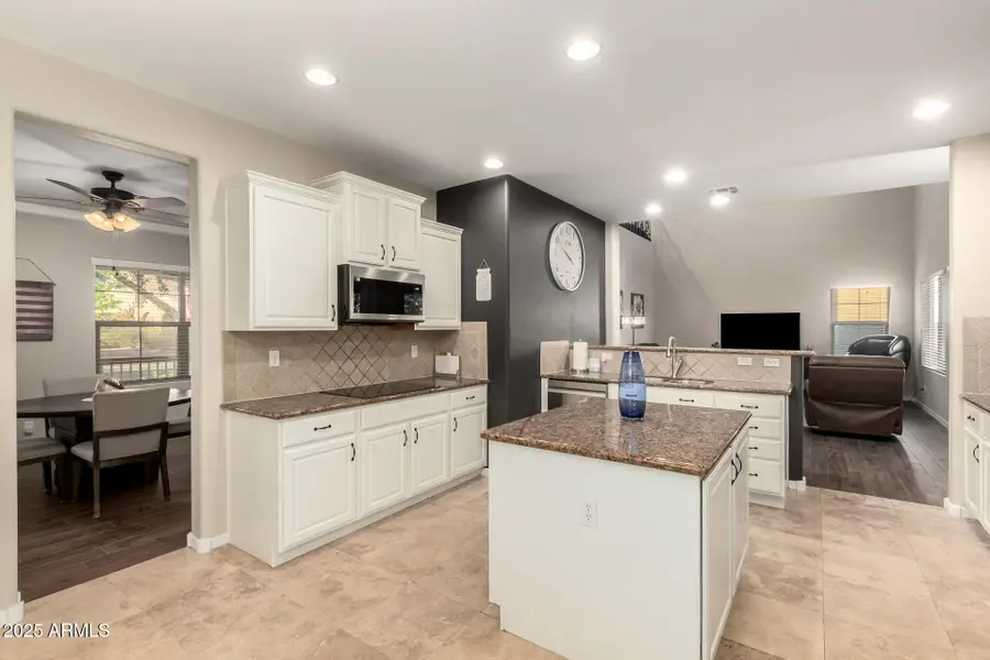 20905 W Court Street, Buckeye, AZ 85396 - #2