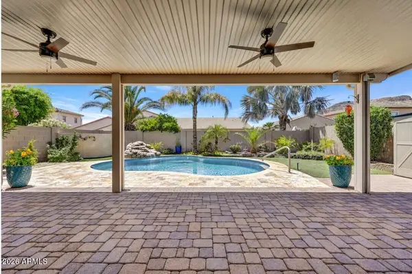 5511 W Molly Lane, Phoenix, AZ 85083