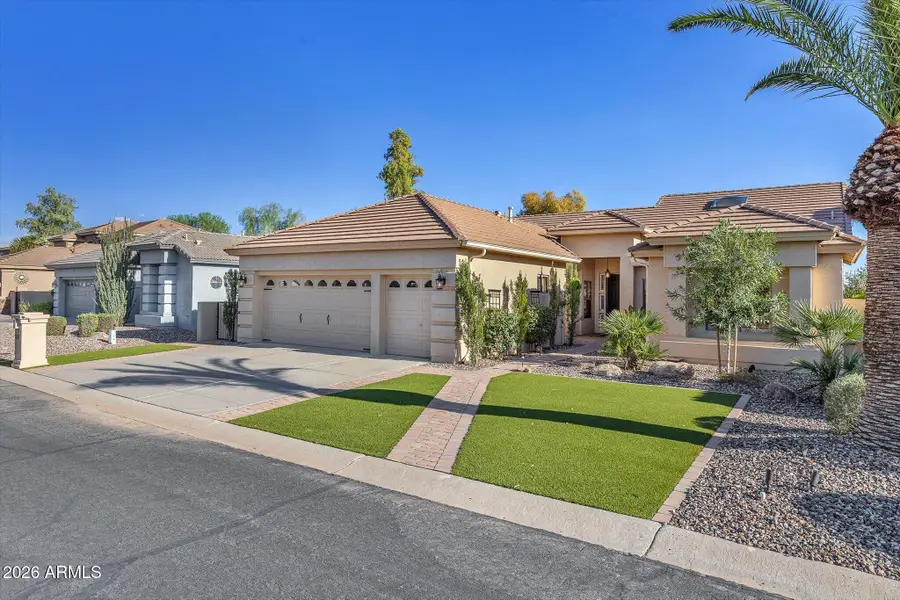 10059 E Cedar Waxwing Drive, Sun Lakes, AZ 85248 - #2