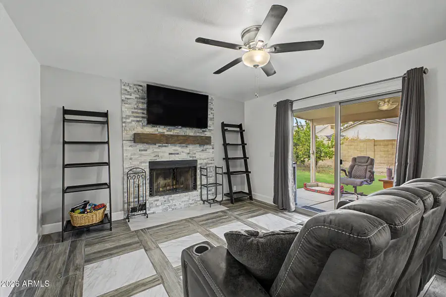3926 W Mariposa Grande Lane, Glendale, AZ 85310 - #3