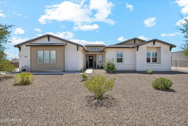 1647 E Lobo Street, San Tan Valley, AZ 85140