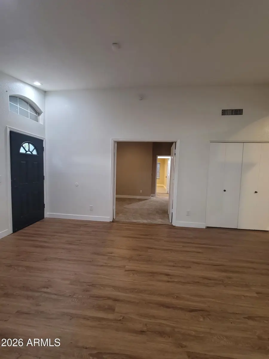 6205 N 89th Avenue N, Glendale, AZ 85305 - #2