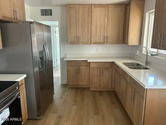 9822 N 4th Avenue, Phoenix, AZ 85021 - #2