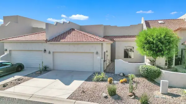 8713 E Sandtrap Court, Gold Canyon, AZ 85118