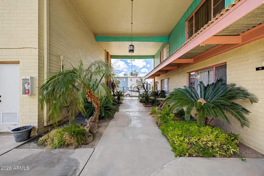 450 W Earll Drive #15, Phoenix, AZ 85013 - #2