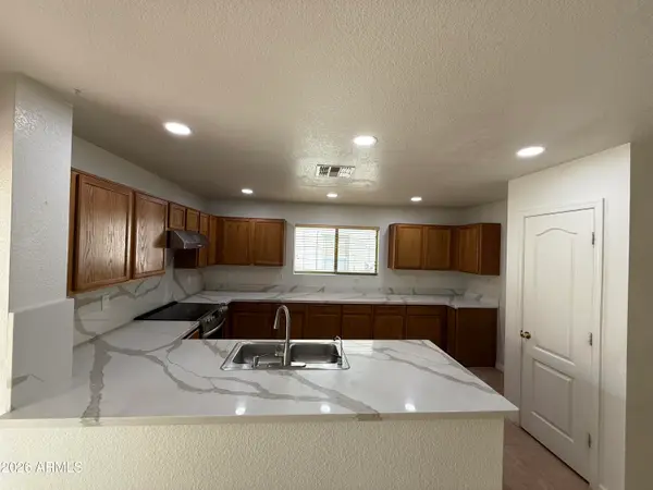 9518 N 82nd Glen, Peoria, AZ 85345