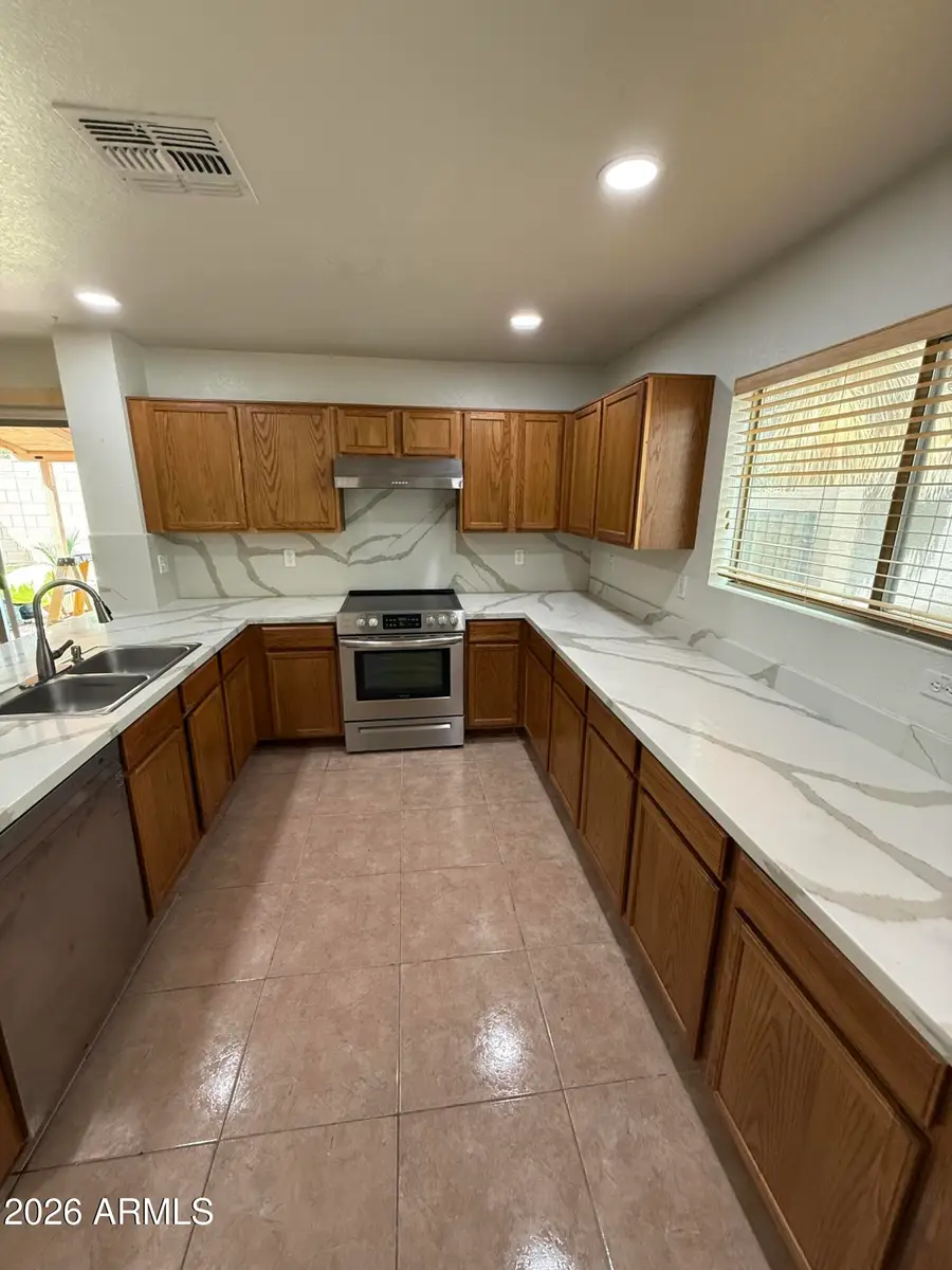 9518 N 82nd Glen, Peoria, AZ 85345 - #3