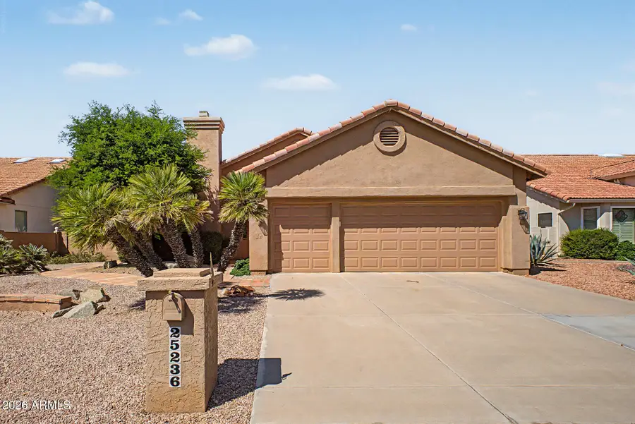 25236 S Flame Tree Drive, Sun Lakes, AZ 85248 - #2