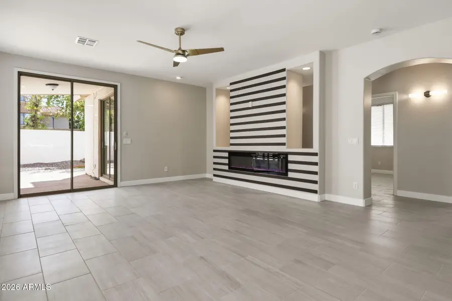 1049 E Susan Lane, Tempe, AZ 85288 - #3