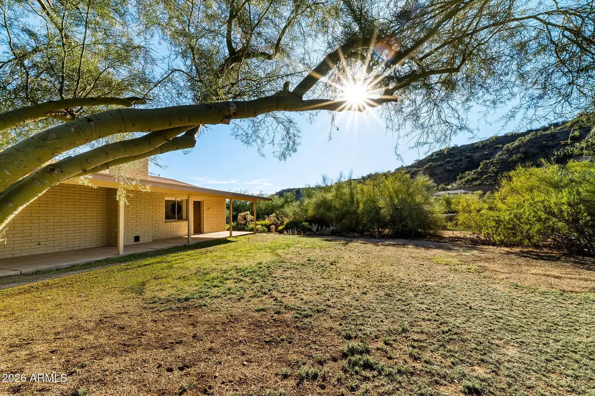 9004 E Grandview Drive, Mesa, AZ 85207 - #1