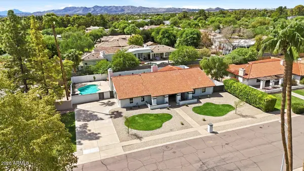 8852 S Lakeshore Drive, Tempe, AZ 85284