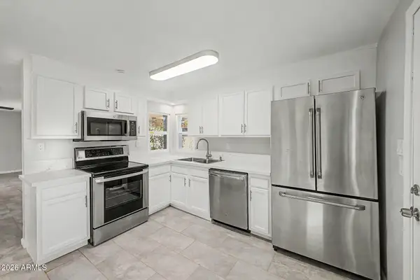 2425 W Papago Street, Phoenix, AZ 85009