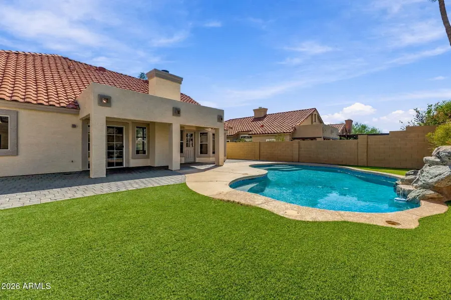 1210 E Amberwood Drive, Phoenix, AZ 85048 - #2