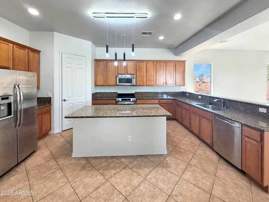8027 W San Miguel Avenue, Glendale, AZ 85303 - #2