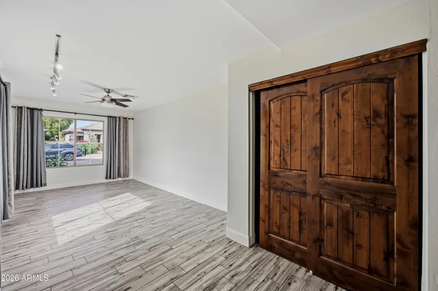 563 E Krista Way, Tempe, AZ 85284 - #3