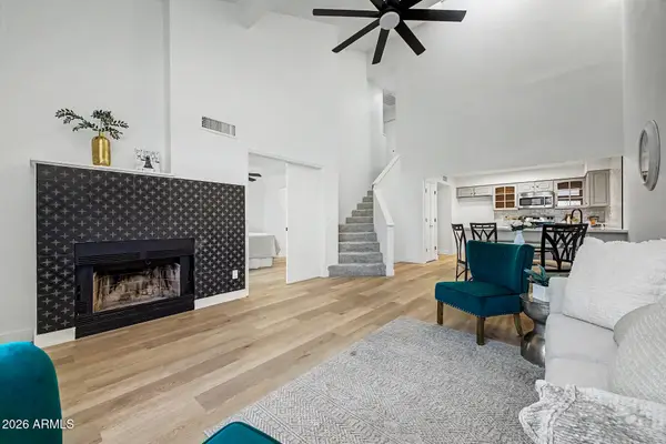 3302 E Aire Libre Avenue #102, Phoenix, AZ 85032