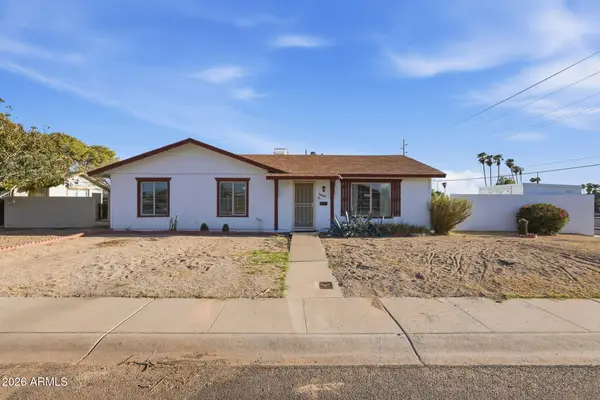 3449 W Mauna Loa Lane, Phoenix, AZ 85053
