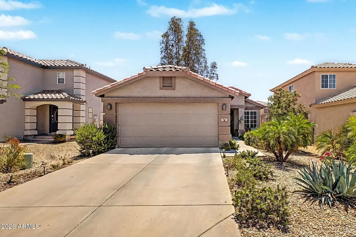 985 E Stardust Way, San Tan Valley, AZ 85143 - #1