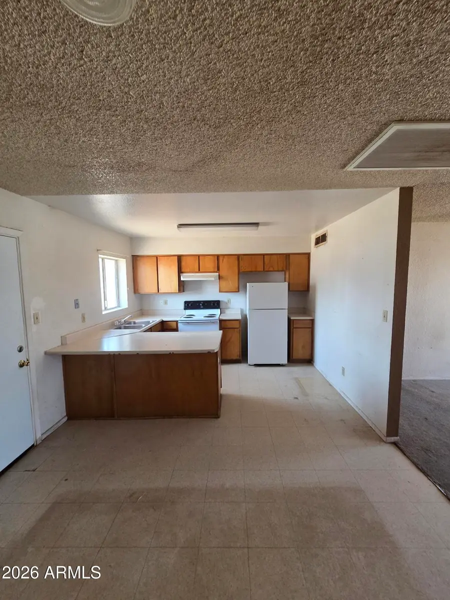 3321 W Grovers Avenue, Phoenix, AZ 85053 - #3