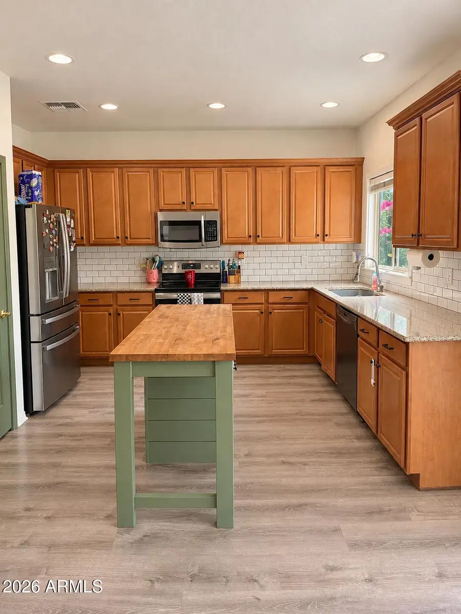 1087 W Empress Tree Avenue, San Tan Valley, AZ 85140 - #3