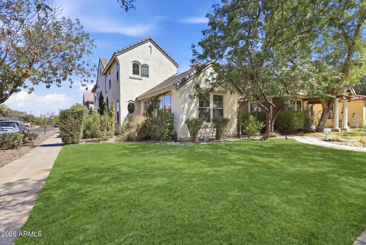 15439 W Dreyfus Street, Surprise, AZ 85379 - #1