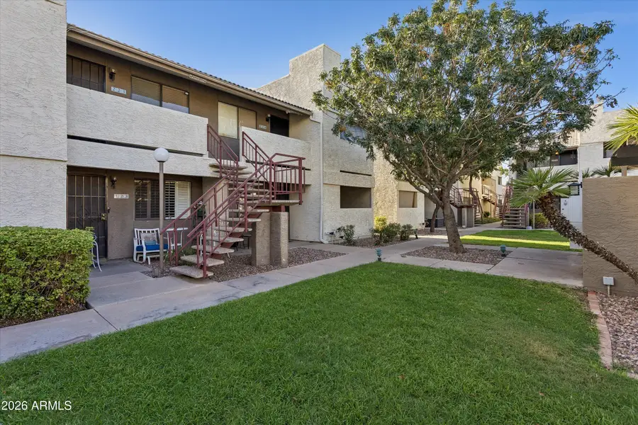 3301 E Earll Drive #223, Phoenix, AZ 85018 - #3