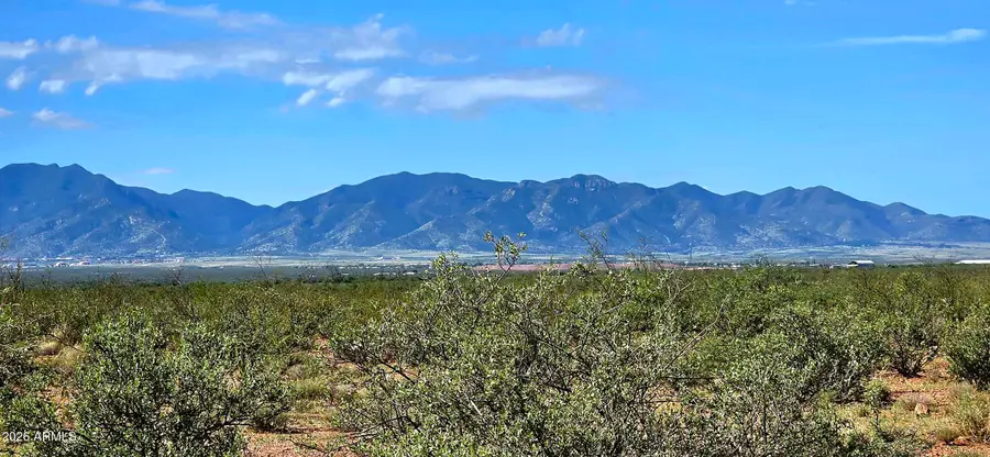 - E Lincoln Road, Huachuca City, AZ 85616 - #2