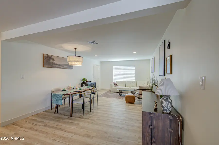 218 E Cairo Drive, Tempe, AZ 85282 - #3