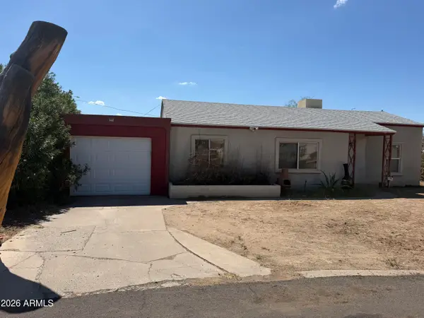 109 N Los Robles Drive, Goodyear, AZ 85338
