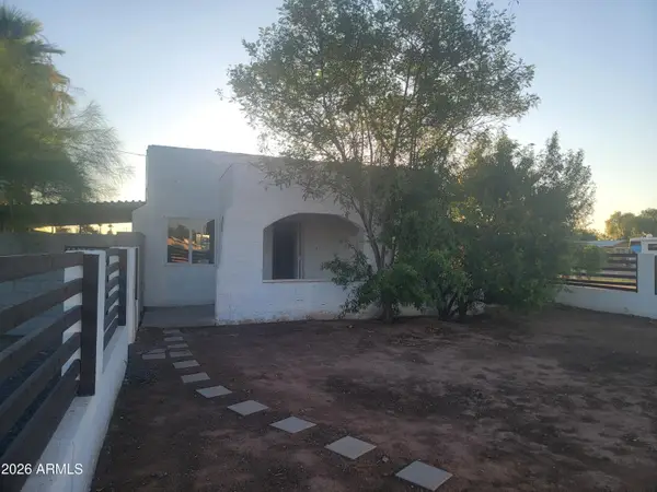 2102 N 26th Place, Phoenix, AZ 85008