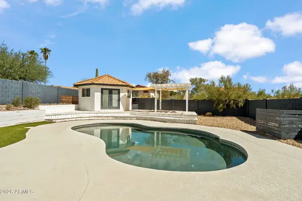 4330 E Vaughn Drive, Phoenix, AZ 85044