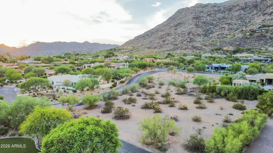 5676 E Cactus Wren Road #10, Paradise Valley, AZ 85253 - #2