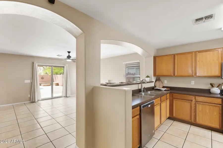 5808 S 32nd Avenue, Phoenix, AZ 85041 - #3