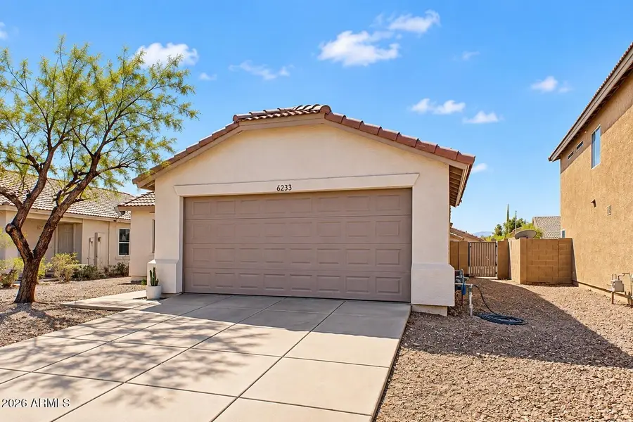 6233 W Encinas Lane, Phoenix, AZ 85043 - #2