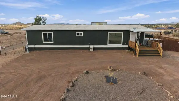 35202 W Steinway Drive, Arlington, AZ 85322