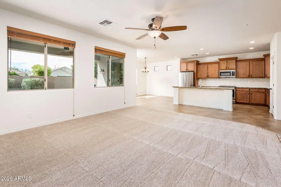685 E Hummingbird Way, Gilbert, AZ 85297 - #2