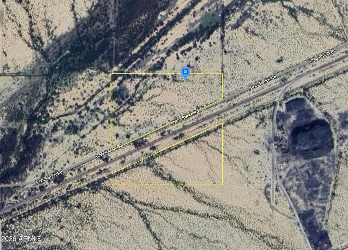 72120 70 1/2 Street, Wenden, AZ 85357 - #1