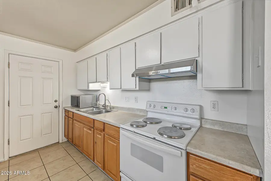 152 W Southern Avenue, Mesa, AZ 85210 - #3