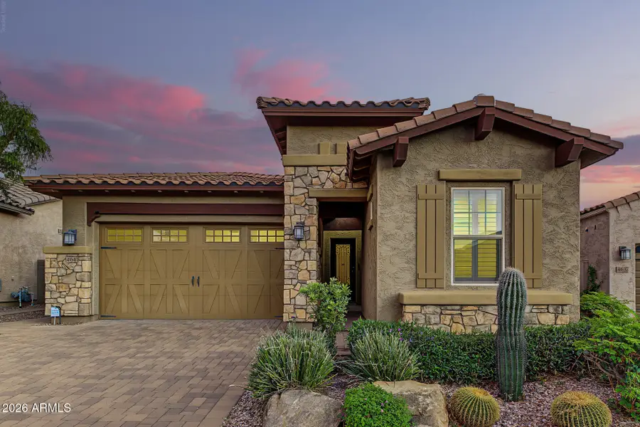 4641 E Walter Way, Phoenix, AZ 85050 - #2