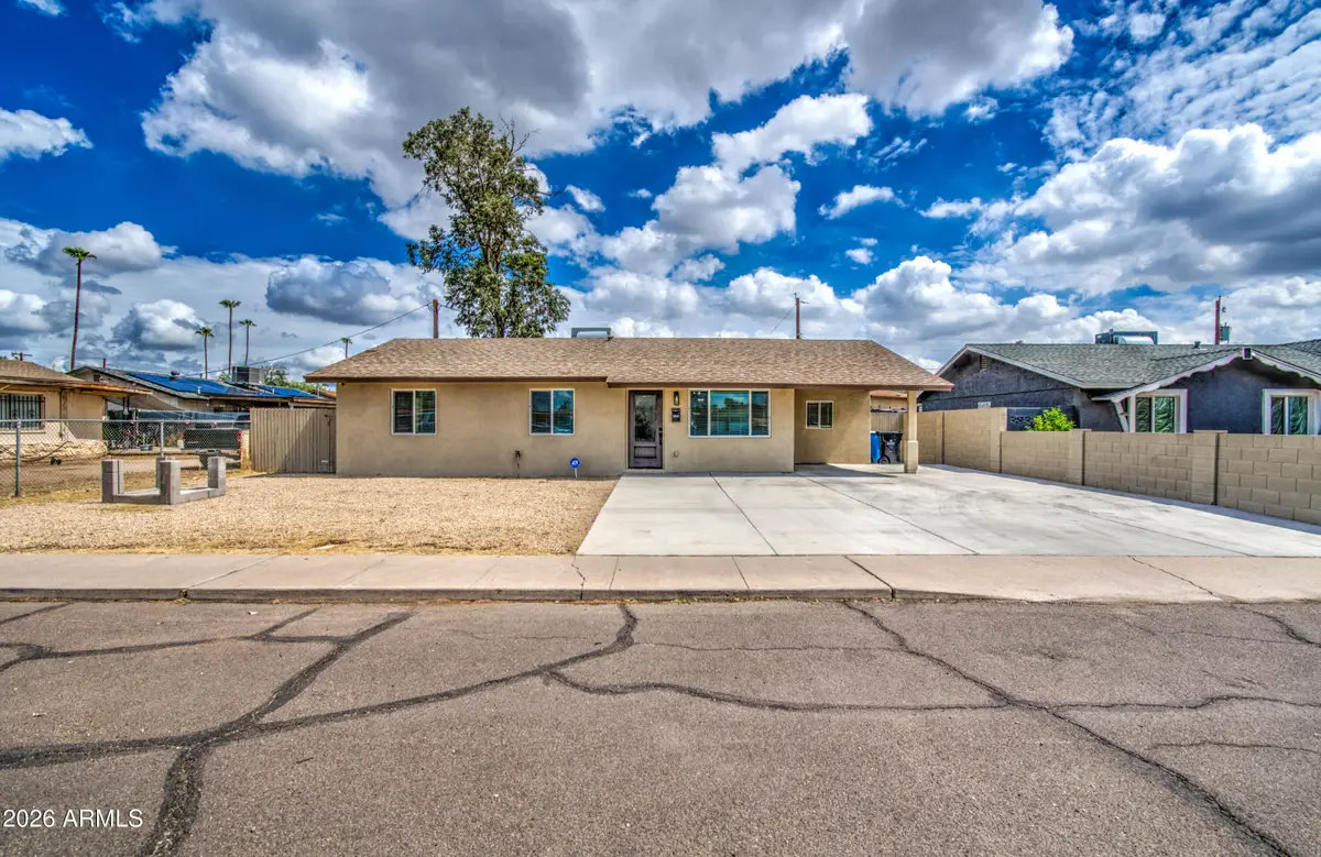 3245 N 43rd Avenue N, Phoenix, AZ 85031 - #1
