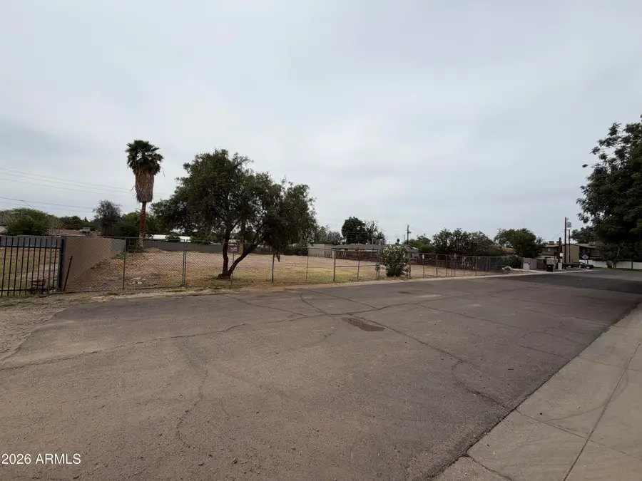7126 N 26th Avenue #2, Phoenix, AZ 85051 - #3