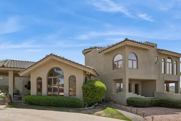 1121 E Country Gables Drive, Phoenix, AZ 85022