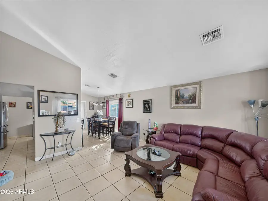 1725 E Pueblo Avenue, Phoenix, AZ 85040 - #3