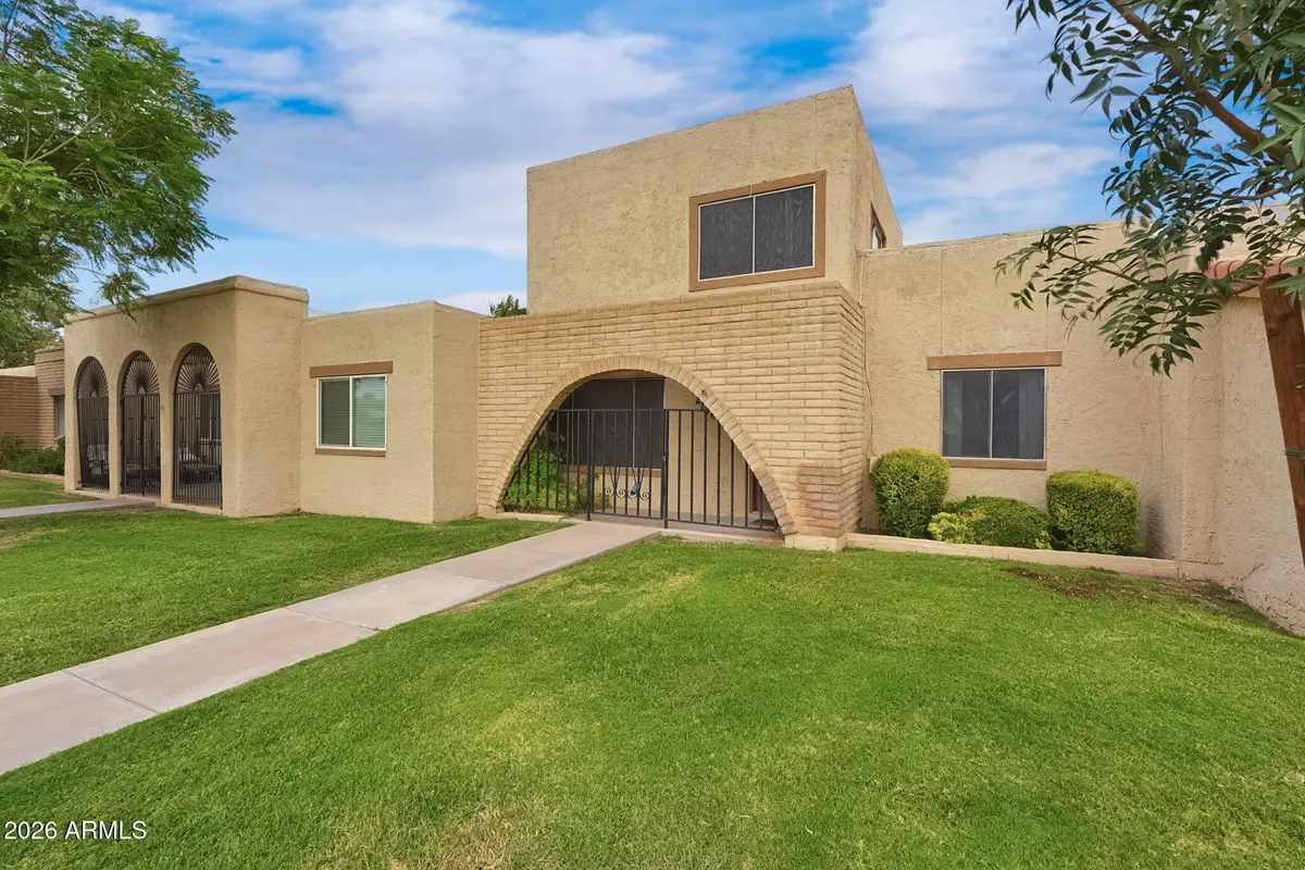 2126 E Villa Court, Tempe, AZ 85282 - #1