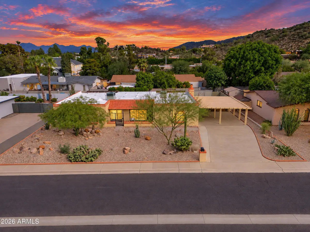 9601 N 35th Place, Phoenix, AZ 85028 - #1