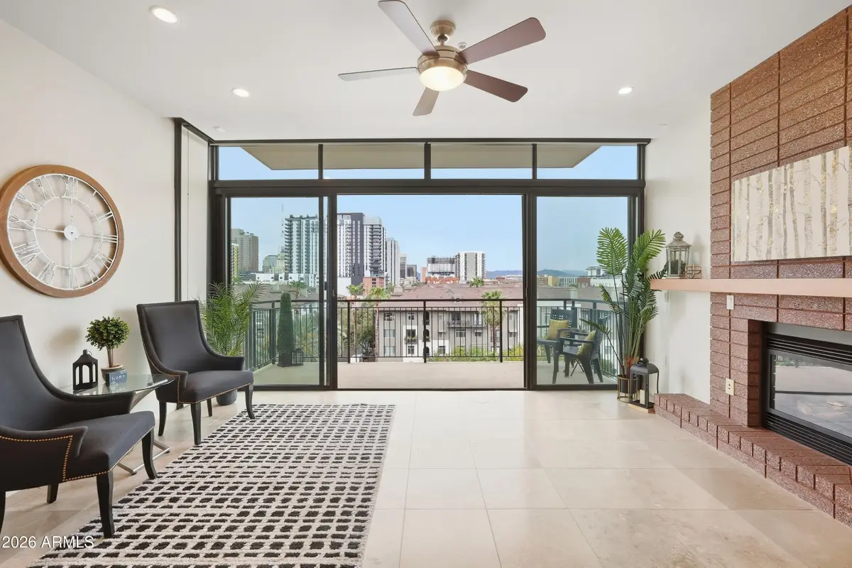 208 W Portland Street #655, Phoenix, AZ 85003 - #1