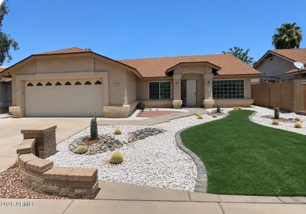 8626 W Willow Avenue, Peoria, AZ 85381