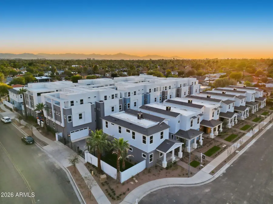 121 W Willo Court, Phoenix, AZ 85003 - #2