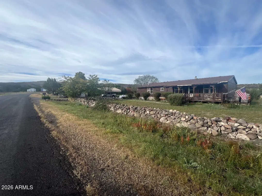 814 W Safari Drive, Eagar, AZ 85925 - #1